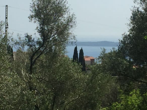 land plot for sale in Podi