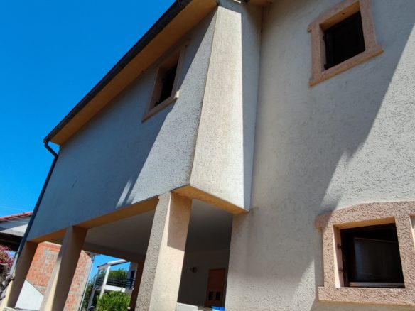 House for sale in Kunje