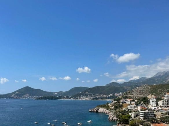 Apartment for Sale in Przno-Budva