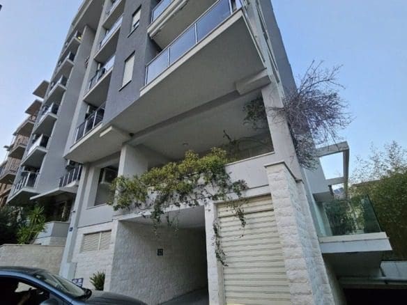 Cozy 1-Bedroom Apartment in the Heart of Budva