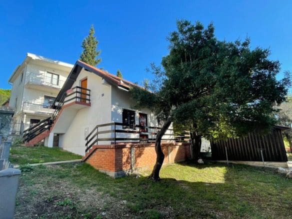 House for Sale in Ratac