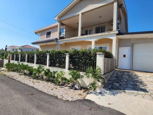 houses for sale in Tivat