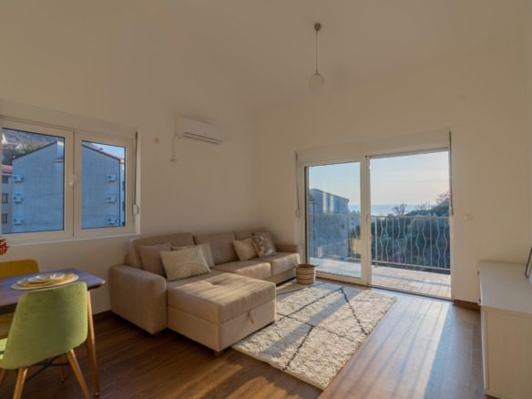 2-Bedroom Apartment for Sale in Pržno