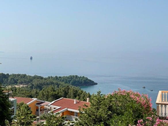 Home with sea view in Sutomore